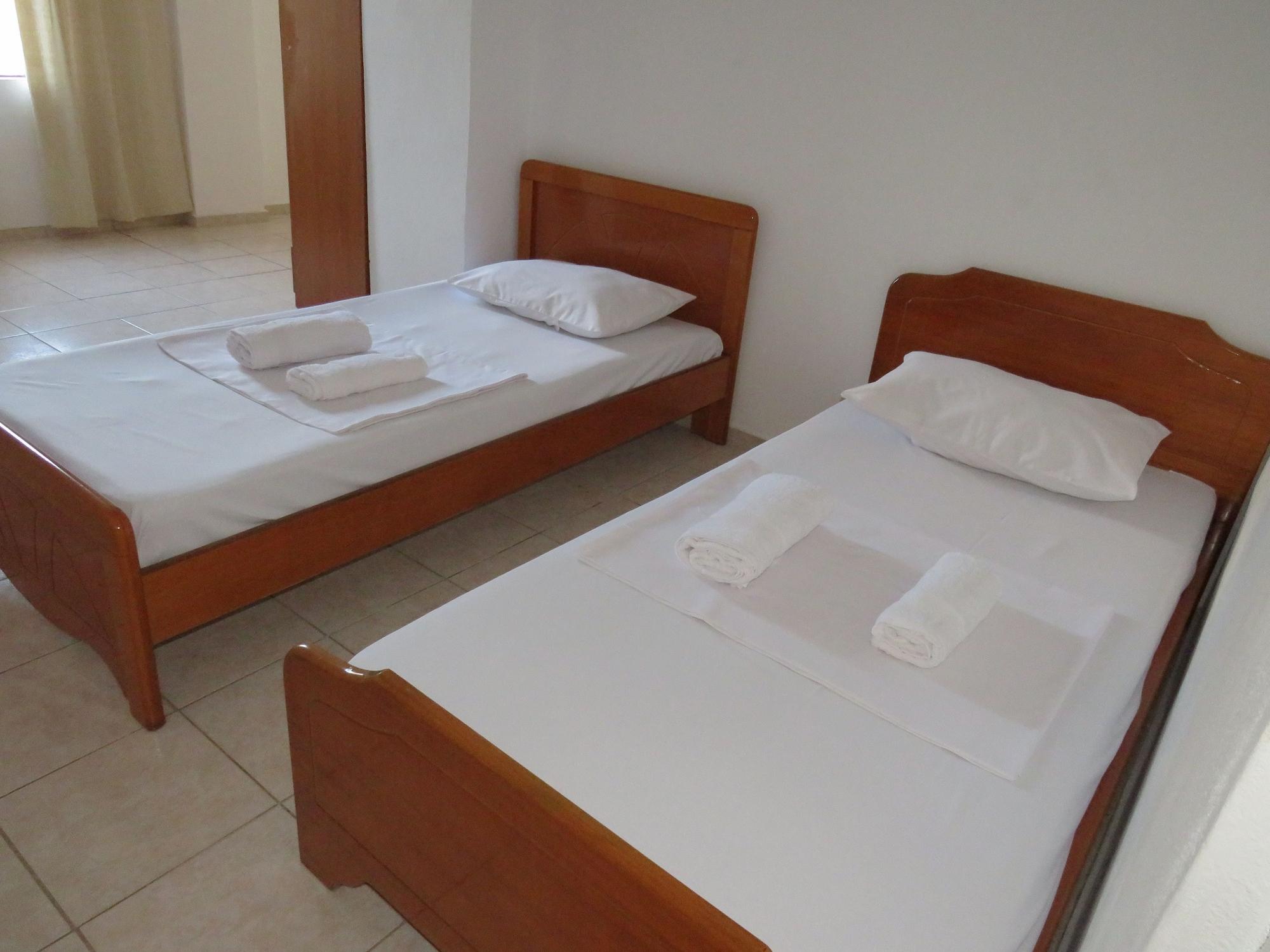 Casa Mia Hotel Sarande Exterior photo